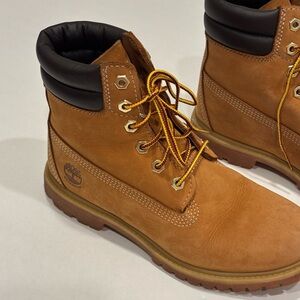 Timberland Women's Waterproof Premium 6-Inch Boots